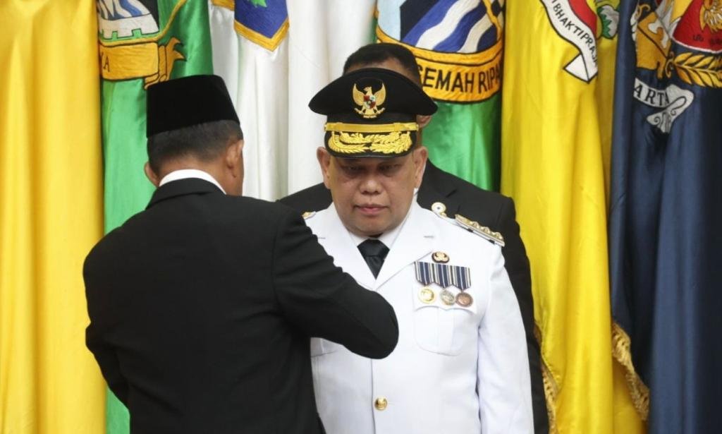 Ucok Damenta Resmi Jabat Pj Gubernur Banten, Langkah Apa yang Akan Diambil di Akhir Tahun?