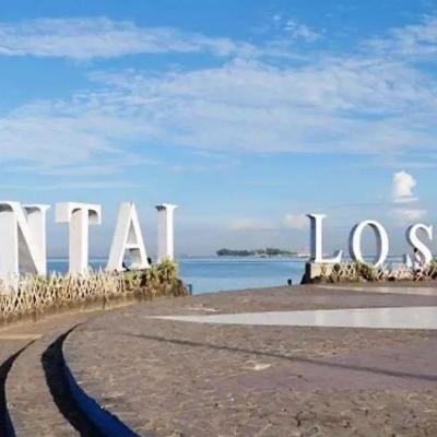 Temukan Keindahan Pantai Pasir Putih Losari Brebes Bagai Permadani Putih