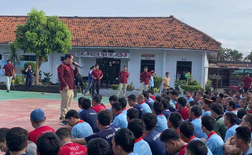 Kalapas Serang Gumilar Budirahayu Tegaskan Keamanan dan Pembinaan dalam Kunjungan Perdana ke Warga Binaan