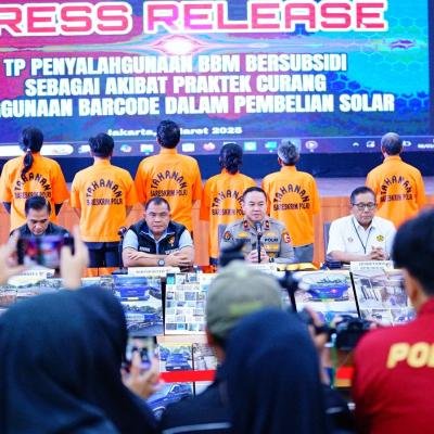 Bareskrim Polri Bongkar Penyelewengan BBM Bersubsidi di Tuban dan Karawang