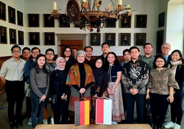 Perkuat Kerja Sama Pendidikan dan Perdamaian, Konjen RI Hamburg Kunjungi Osnabrück