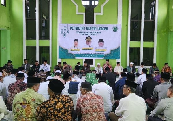 Kabag TU Kanwil Kemenag Provinsi Banten Iwan Falahudin Hadiri Pengajian Ulama & Umara