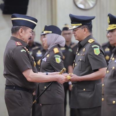 6 Kepala Kejaksaan Tinggi Dilantik, Jaksa Agung Tekankan Profesionalisme