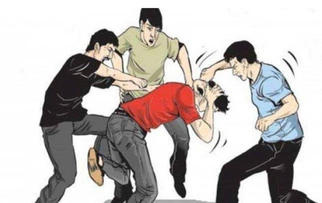 Dua Pelaku Pengeroyokan Masih Berkeliaran, Keluarga Korban Merasa Kecewa