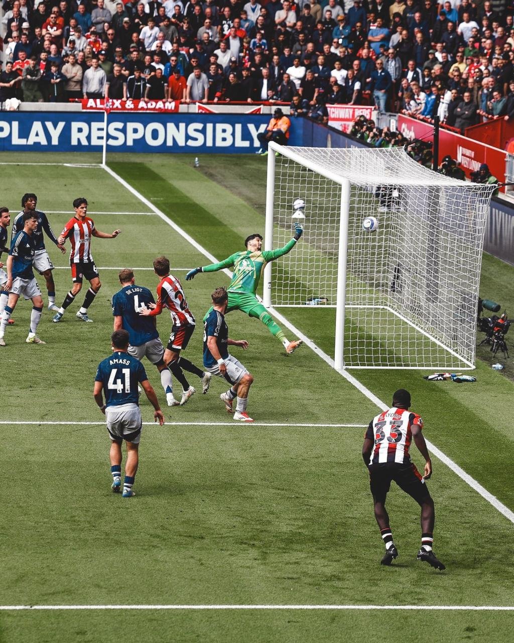 Kekalahan Manchester United dari Brentford, Fokus Bergeser ke Liga Europa