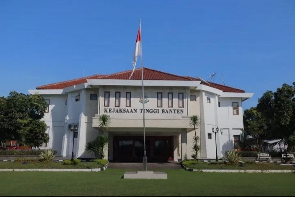 Kejati Banten Serahkan Berkas Perkara Korupsi Sampah di Tangsel, Kerugian Negara Rp 21,6 Miliar