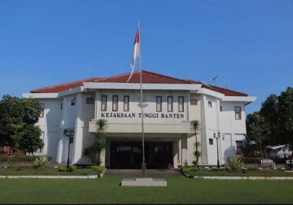 Kejati Banten Serahkan Berkas Perkara Korupsi Sampah di Tangsel, Kerugian Negara Rp 21,6 Miliar