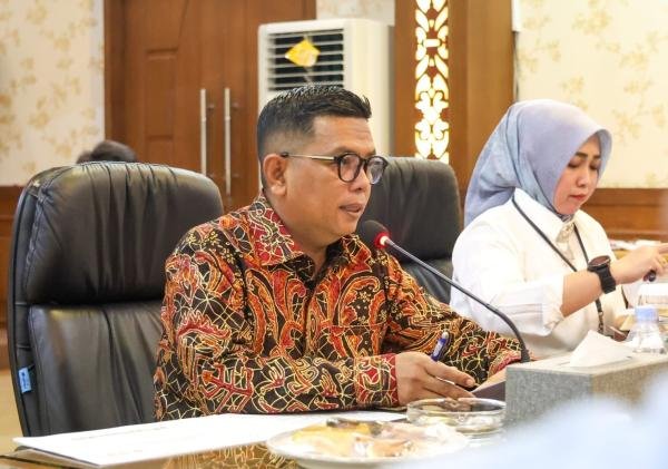 Gubernur Banten Minta Bapenda dan UPT Samsat Tingkatkan Pelayanan dan Inovasi