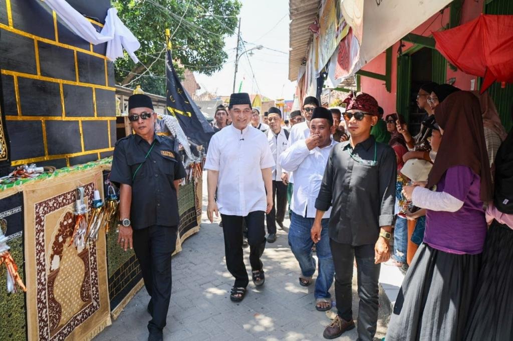 Wagub Banten Ajak Masyarakat Teladani Nabi Muhammad SAW dalam Peringatan Maulid di Cilegon