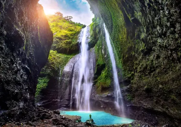 Mitos dan Pesona Air Terjun Madakaripura Probolinggo, Destinasi Wisata yang Bikin Takjub!