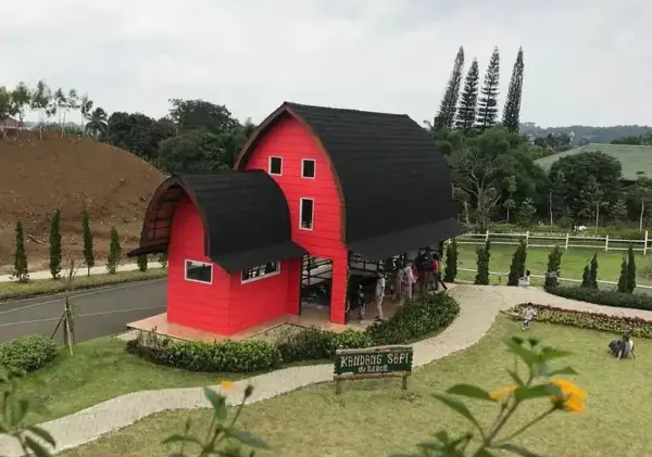 Intip Pesona The Ranch Cisarua Puncak Tempat Liburan yang Memanjakan Semua Usia