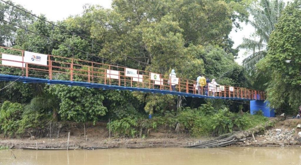 Pembangunan Jembatan Gantung di Desa Lubuk Dalam: Membuka Akses dan Meningkatkan Ekonomi Warga
