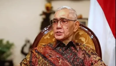 Wakil Presiden Republik Indonesia periode 1993–1998,Try Sutrisno, meninggal dunia
