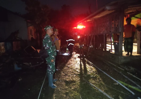 Kebakaran di Desa Surianeun Berhasil Dipadamkan, Tiga Penghuni Selamat