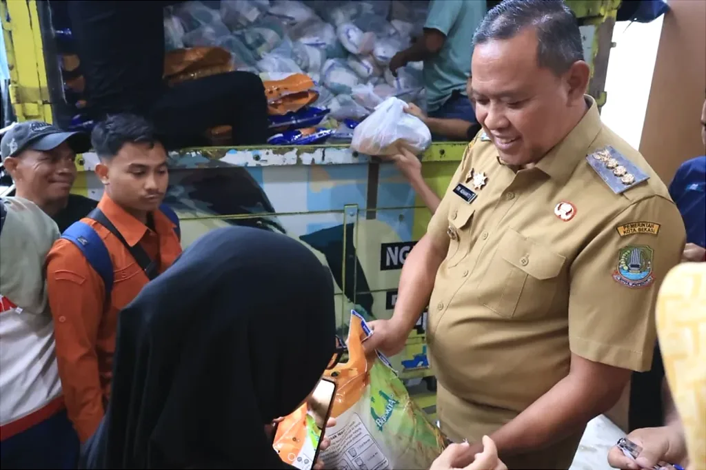 Pemkot Kota Bekasi Salurkan 19.417 Paket Sembako Bersubsidi