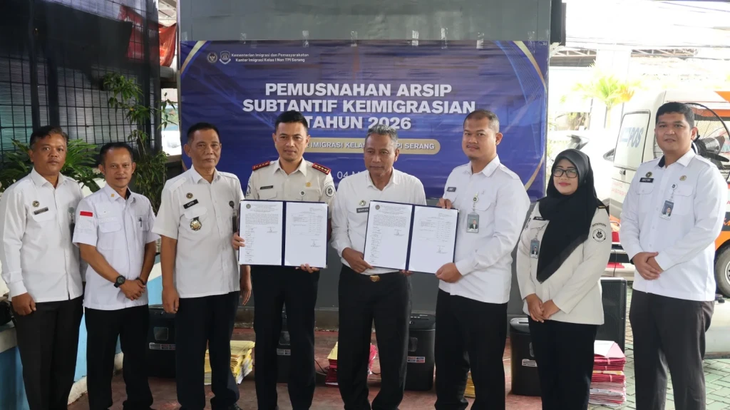 Imigrasi Serang Tegaskan Komitmen Transparansi Melalui Pemusnahan Arsip Sesuai Regulasi