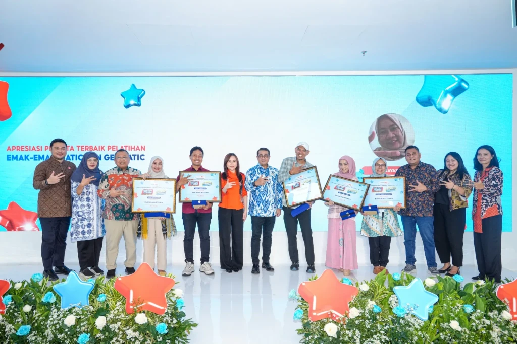 Kolaborasi Kemenekraf dan Shopee Perkuat Literasi Digital dan Akses Pasar UMKM