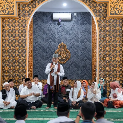 Safari Ramadan 1447 H, Pemprov Banten Salurkan Bantuan Sosial dan Pendidikan di Kota Serang