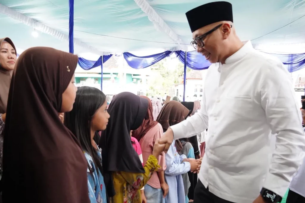 Safari Ramadan Pemprov Lampung Pererat Silaturahmi dan Salurkan Bantuan Sosial