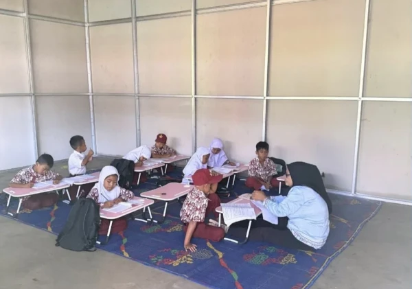 Aceh Bangkit: Pendidikan Kembali Prioritas Pasca Bencana Hidrometeorologi