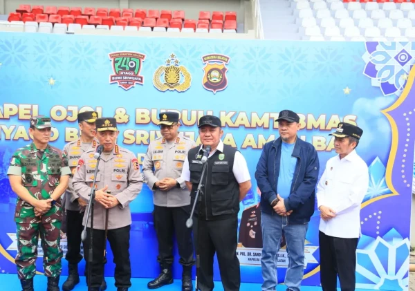 Kapolri dan Gubernur Sumsel Gelar Apel Kamtibmas Ojol-Buruh