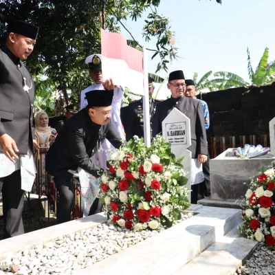 Pemkot Bekasi Perkuat Literasi Sejarah Tokoh Lokal melalui Infografis Digital di Alun-Alun