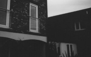 Rumah, Tempat Pulang atau Tempat Berjuang?