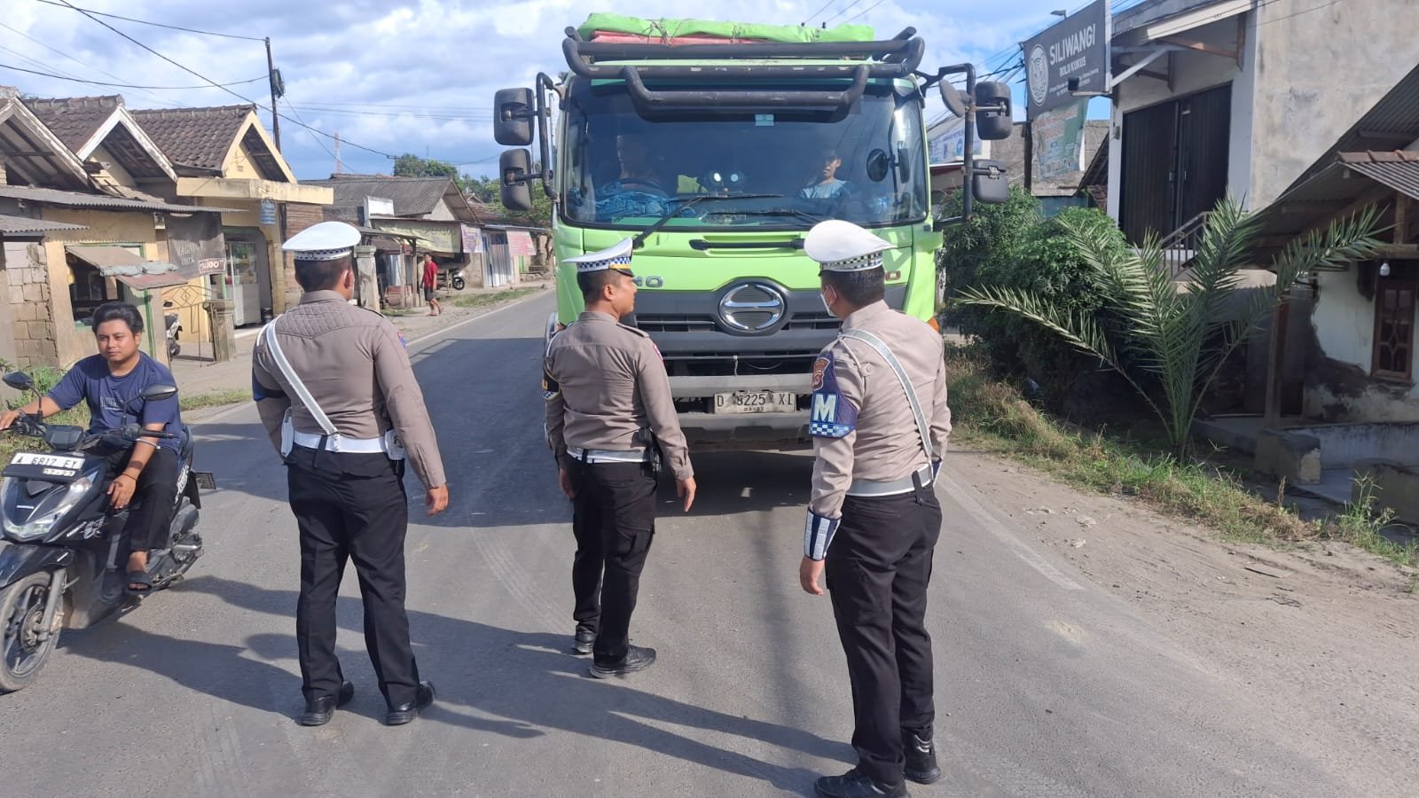 Jangan Nekat! Polres Serang Tindak Truk Odol yang Melanggar